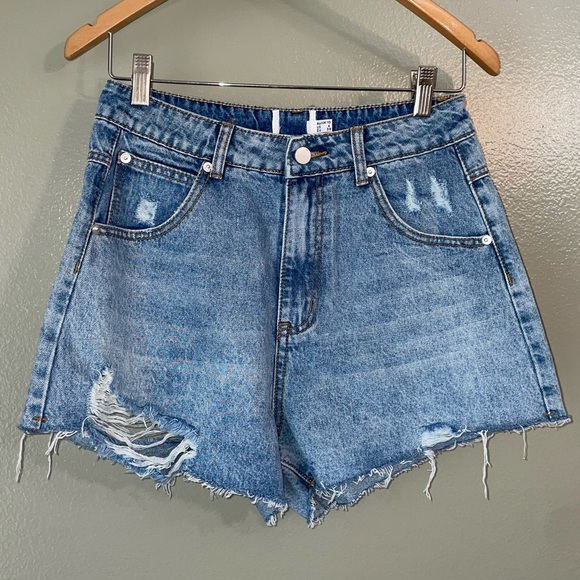 Princess Polly Feels Like Summer Short NWOT - Picture 2 of 11